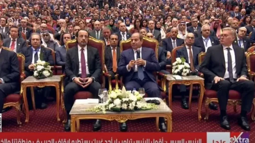 الرئيس السيسي لـ”ترامب”: لا أحد قادر على إيقاف الحرب غيرك