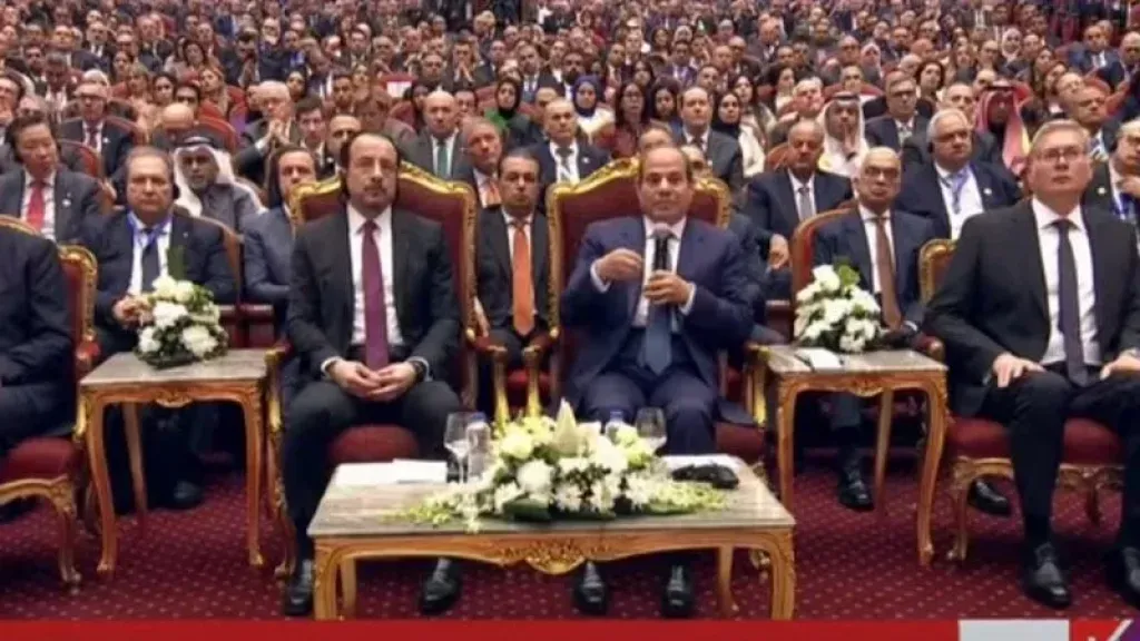 الرئيس السيسي: استمرار الحرب يهدد الاقتصاد العالمي ويؤدي لارتفاع أسعار الوقود