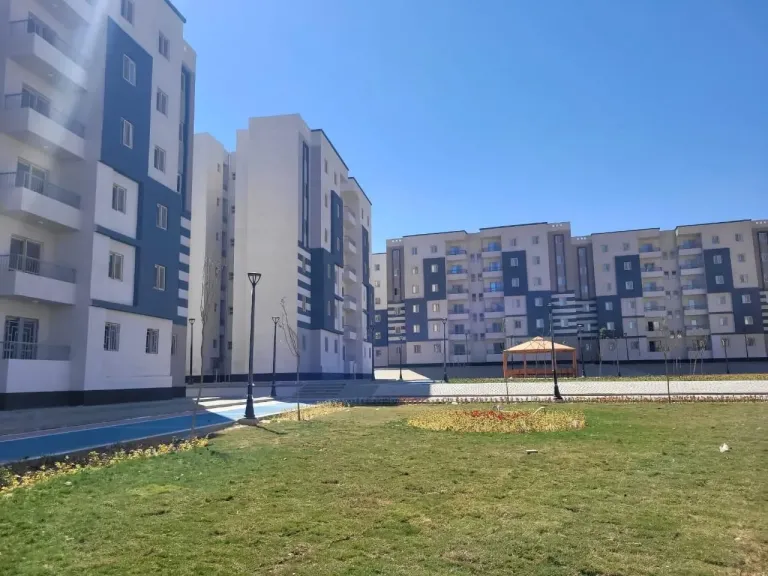 وزيرة الإسكان تتابع سير العمل بمشروعات المبادرة الرئاسية ”سكن كل المصريين ” بعددٍ من المدن الجديدة