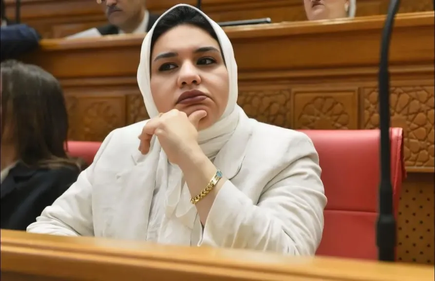 رفض برلماني لاتفاق قرض بـ300 مليون دولار مع البنك الآسيوي للاستثمار في البنية التحتية