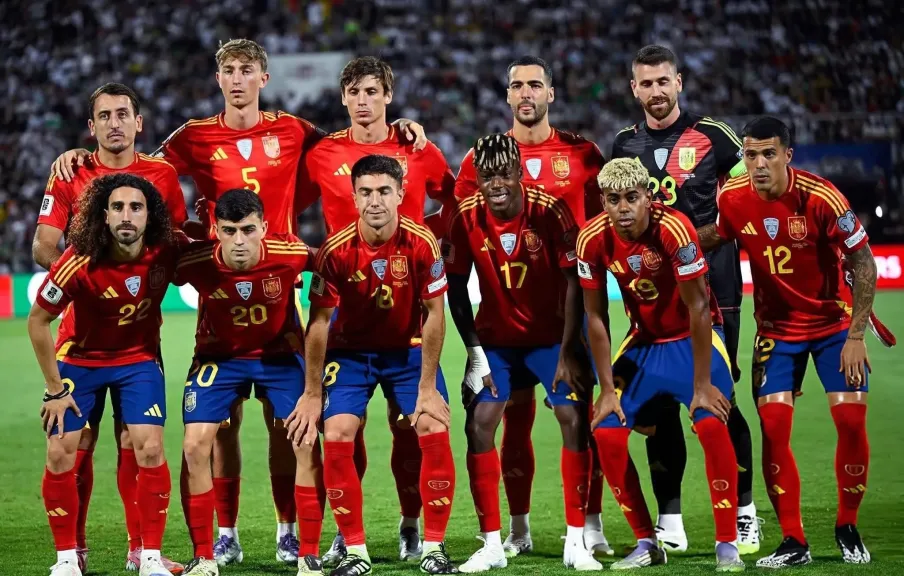 تشكيل منتخب إسبانيا المتوقع أمام مصر.. قوة هجومية بقيادة يامال وفيران توريس