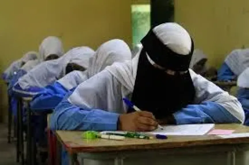 وهم السناتر ينتهي بكابوس .. مأساة طلاب سودانين مع رجل أعمال قبل الامتحانات