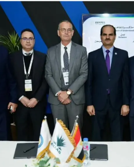 غاز مصر وEmerson FZE توقعان مذكرة تفاهم لتعزيز التحول الرقمي ورفع كفاءة تشغيل شبكات الغاز