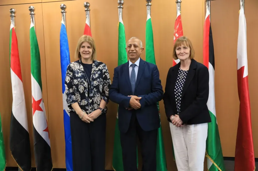 الأكاديمية العربية للعلوم والتكنولوجيا تستقبل وفداً رفيع المستوى من جامعة “روبرت جوردن” البريطانية بفرع القرية الذكية