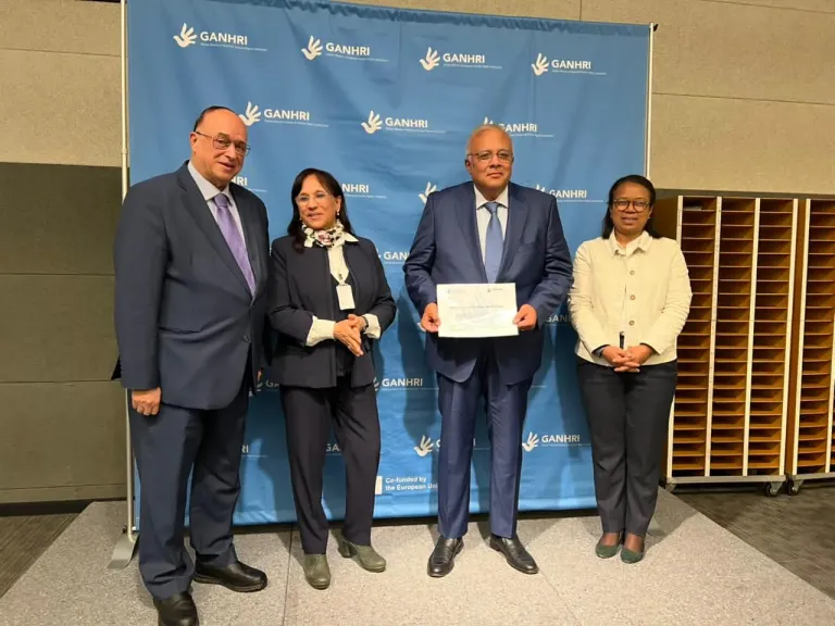 جانب من التسليم