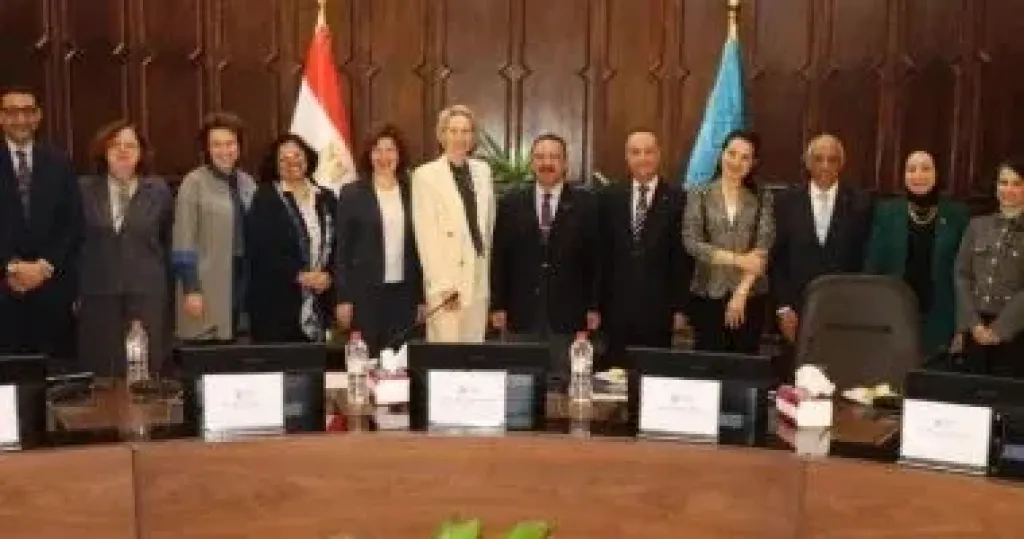 جامعة الإسكندرية تبحث مع سانت بطرسبرج الروسية سبل تعزيز التعاون المشترك