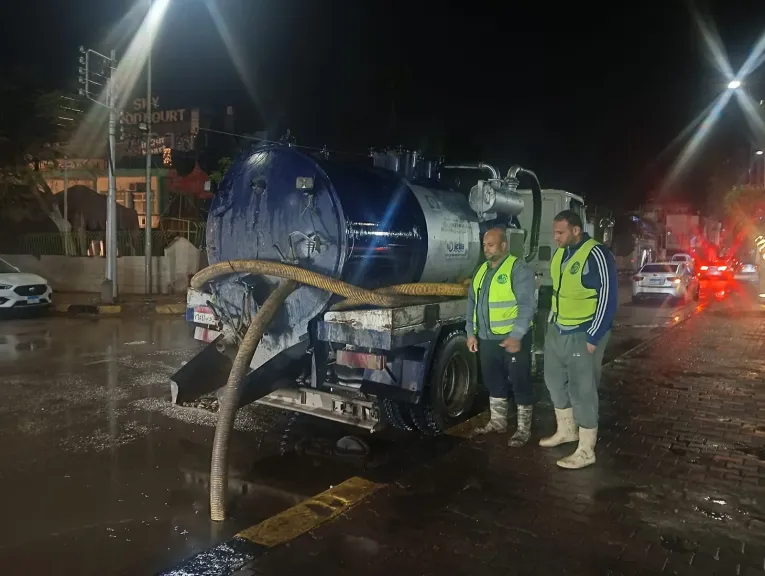 جهود مكثفة من مياه القليوبية للتعامل مع تجمعات الأمطار