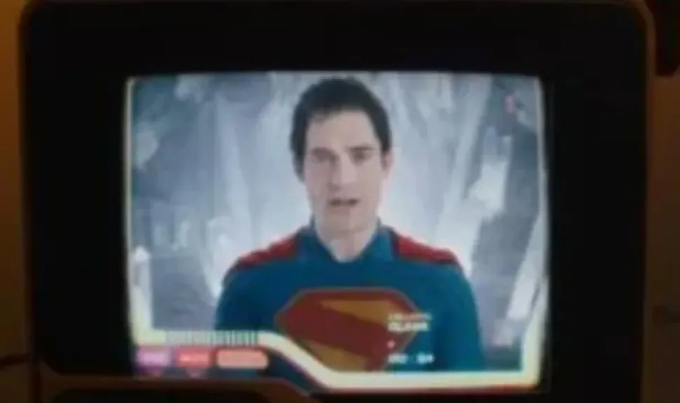 لحظة غير متوقعة.. Superman يظهر في Supergirl والجمهور في حالة حماس