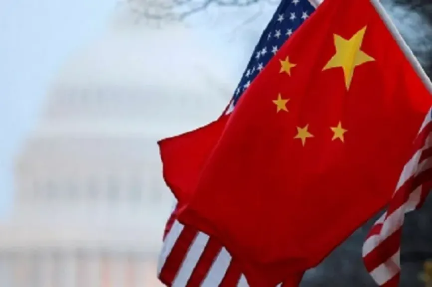 الصين ترد على خطاب ترامب: لا للحلول العسكرية وتحذير من كارثة تهدد الاقتصاد العالمي وأمن الطاقة
