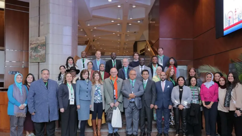 مدير مكتبة الإسكندرية يفتتح ندوة ”فن الحياة”