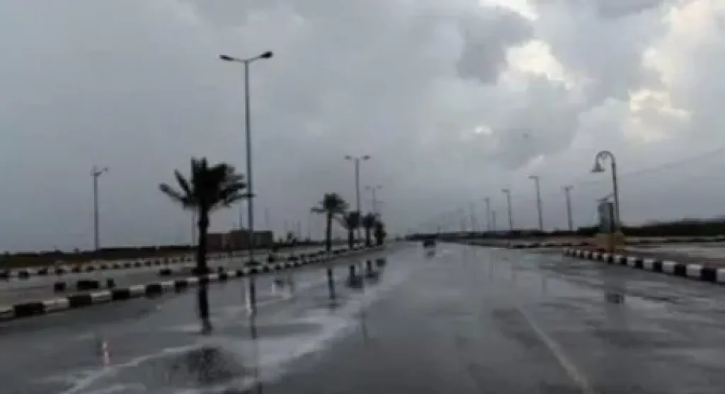 محافظ كفرالشيخ يعلن استمرار رفع درجة الاستعداد بقطاعات ومناطق المحافظة لمجابهة تداعيات التغيرات المناخية