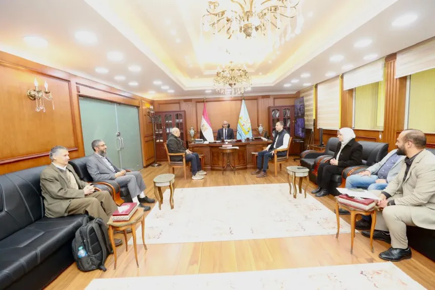 محافظ كفرالشيخ يناقش مشروعات المرحلة الثانية لتنمية المجتمع المحلي بالمناطق الساحلية ضمن مشروع تعزيز التكيف مع التغيرات المناخية بدلتا النيل والمناطق الساحلية