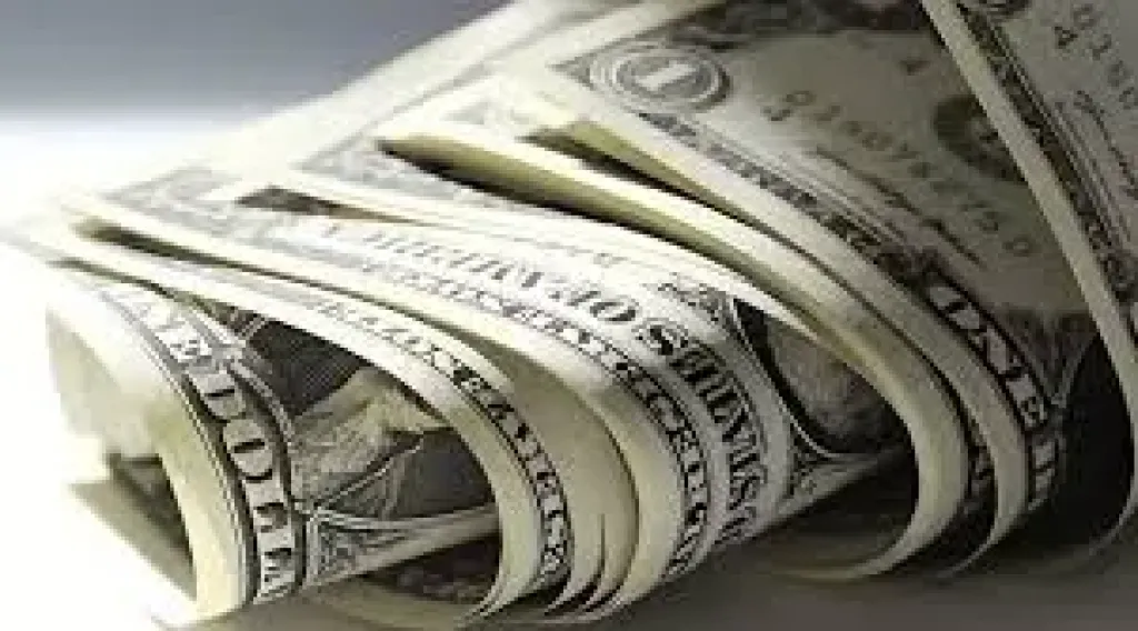 تعرف علي سعر للدولار مقابل الجنيه داخل البنوك