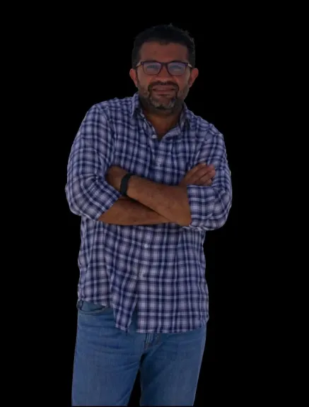 “بتروجت” تنعى المهندس حسام صادق بعد وفاته في حادث خلال إخلاء احترازي بالإمارات