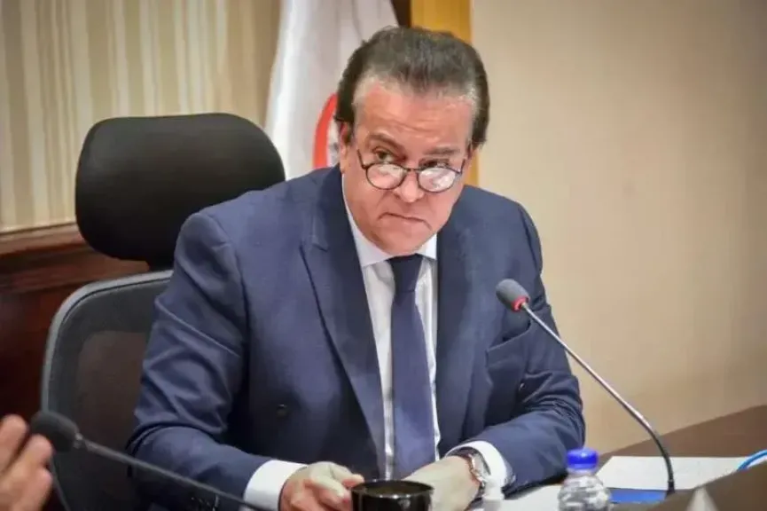 خالد عبدالغفار يكشف خطة ربط المدن الطبية بالتأمين الصحي الشامل.. ويعلن تفاصيل 1350 مشروعًا صحيًا في المحافظات