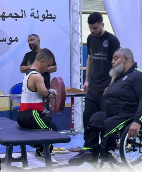 لفوزهم بـ 4 ميداليات متنوعة في بطولة الجمهورية لرفع الأثقال البارالمبية..محافظ كفرالشيخ يهنئ أبطال الإرادة والتحدي