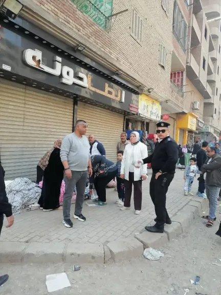 فتح الطرق ومصادرة المخالفات.. حملة موسعة بسوق الأحد بشبرا الخيمة