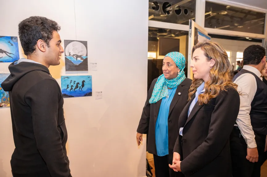 ألوان من عالم مختلف.. معرض فني يبرز طاقات ذوي التوحد في دار الأوبرا