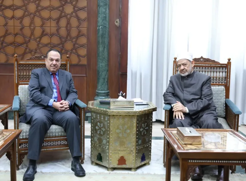 شيخ الأزهر يستقبل السفير الكويتي لدى القاهرة لبحث سبل تعزيز التعاون المشترك