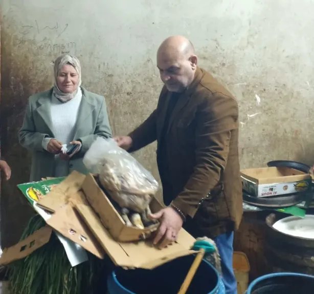 ضبطيات صادمة.. طن أسماك مملحة فاسدة داخل أسواق شبرا الخيمة