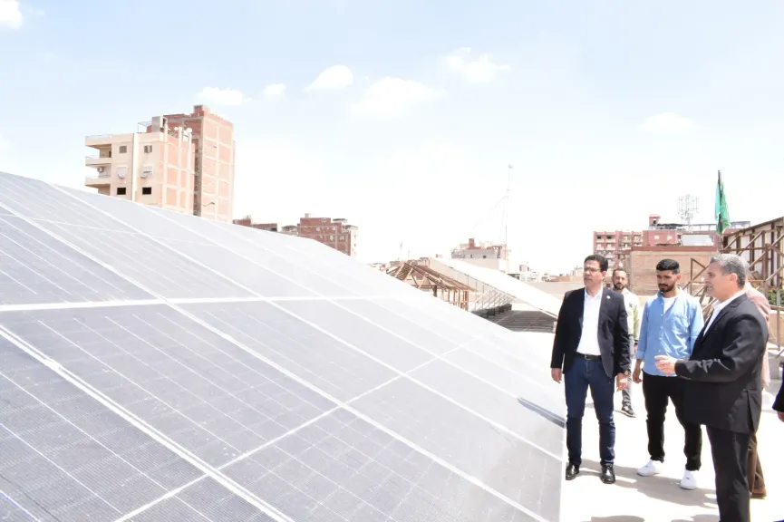 جامعة بنها تدخل عصر الطاقة النظيفة.. ربط محطة شمسية بشبكة الكهرباء لأول مرة