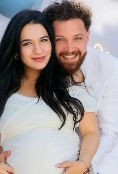 محمود حجازي و طليقته 