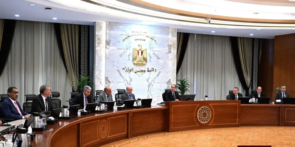 الحكومة تتابع تداعيات الأزمة الإقليمية على أسواق الطاقة