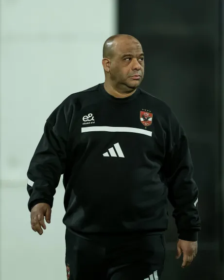 الأهلي ينفي استقالة وليد صلاح الدين ويهدد باتخاذ إجراءات قانونية