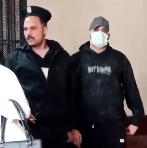 تأييد حبس مستريح السيارات 30 سنة فى 10 قضايا شيكات بدون رصيد