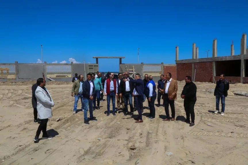 محافظ كفرالشيخ يتابع تنفيذ مشروع “الأكوابارك” بكورنيش بلطيم الجديد.. طفرة ترفيهية تعزز السياحة وتخدم المصطافين