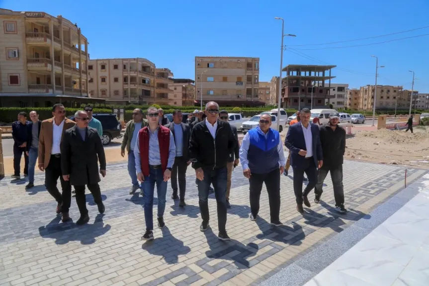 محافظ كفرالشيخ يتفقد الكورنيش الجديد بمصيف بلطيم