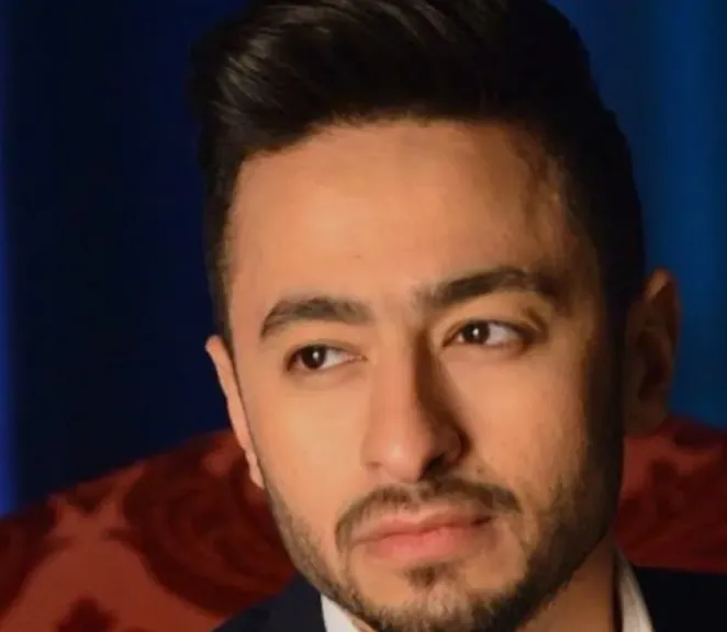 حمادة هلال يكشف مأساة والده مع الشلل النصفي بعد جلطة مفاجئة