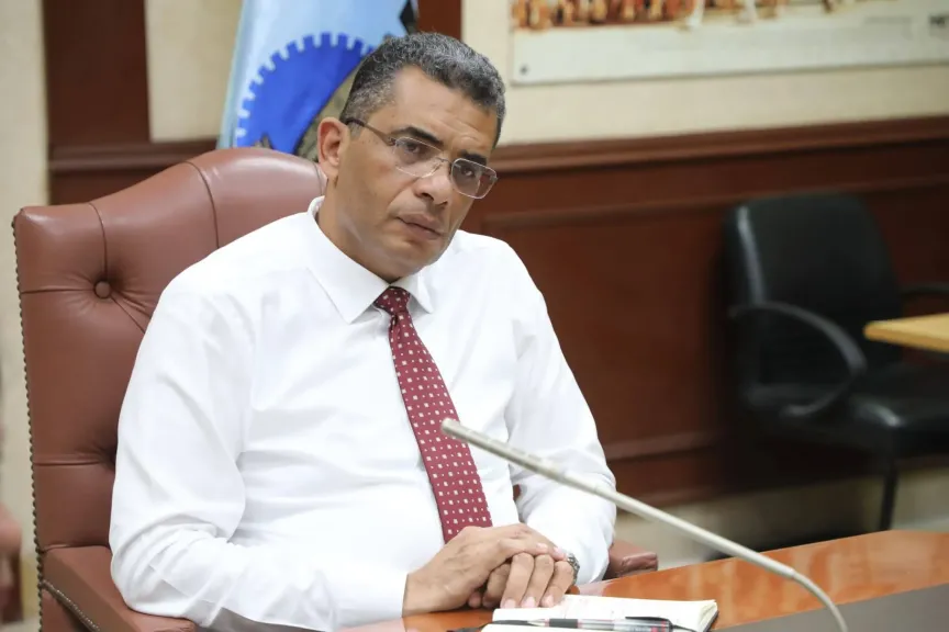 خطة عاجلة لنقل ”مراكز الفرز” خارج الأحياء السكنية ودمج القطاع غير الرسمي بمنظومة النظافة في الغردقة