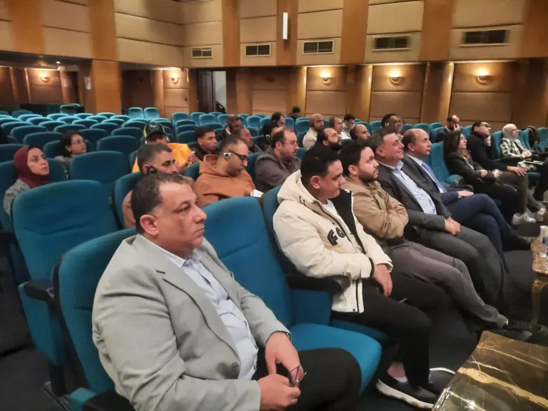 بالتعاون مع البنك الدولي.. الحكومة تطلق مشروعًا تجريبيًا لإدارة وتدوير 4 آلاف طن من المخلفات الإلكترونية