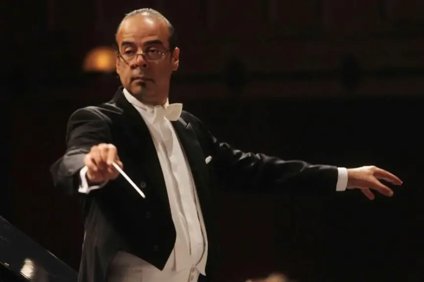 «الإصلاح» يتألق على المسرح الكبير: عباسى يقود السيمفونى فى أمسية تجمع راخمانينوف ومندلسون بالأوبرا
