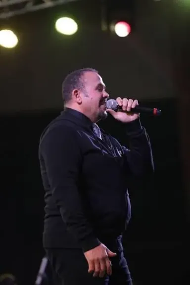 داخل وخارج مصر.. هشام عباس يلتقى بجمهوره في حفلتين متتاليتين  أبريل الجاري ” تفاصيل ”