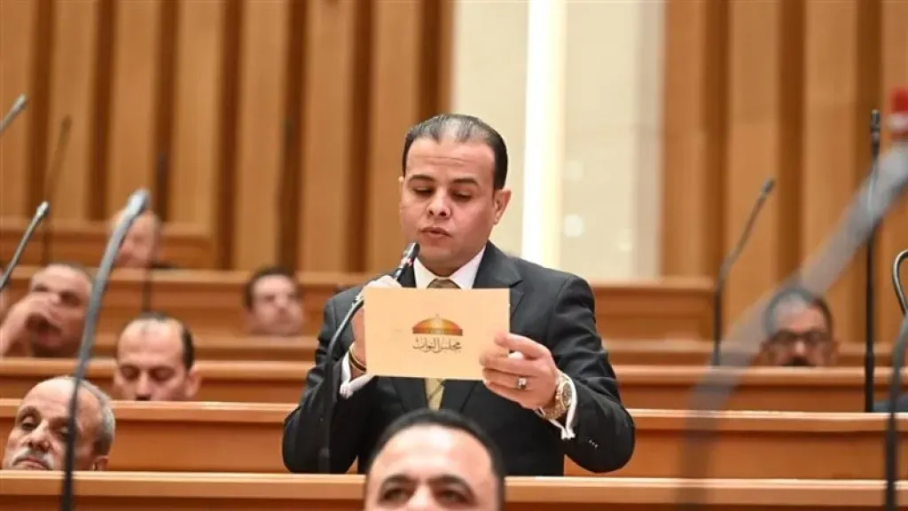 مدحت الكمار: خطوة وقف العمليات الأمريكية–الإيرانية تعكس إرادة لتخفيف التوتر