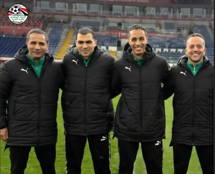 طاقم تحكيم مصري