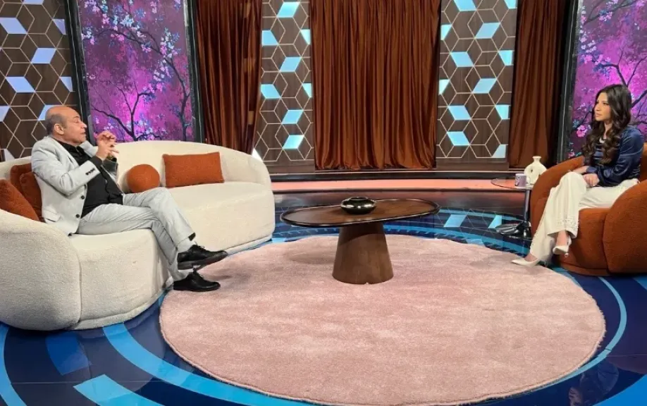 طارق الشناوي: ياسمين عبد العزيز تمتلك تاريخًا فنيًا ولا مجال للمقارنة بينها وبين مي عمر