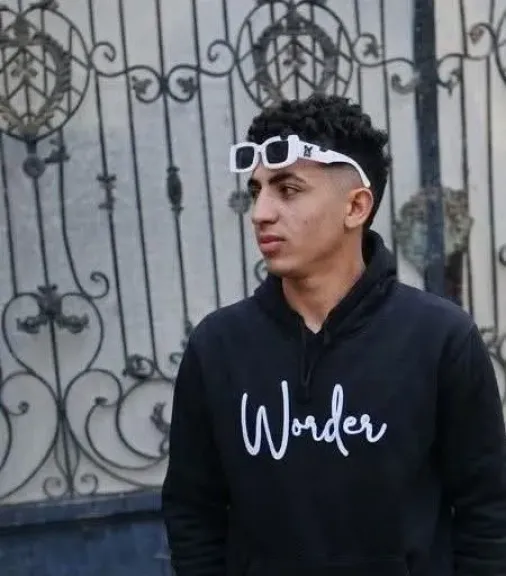 لحظة غفلة تتحول لكارثة.. القطار يحصد روح شاب بطوخ