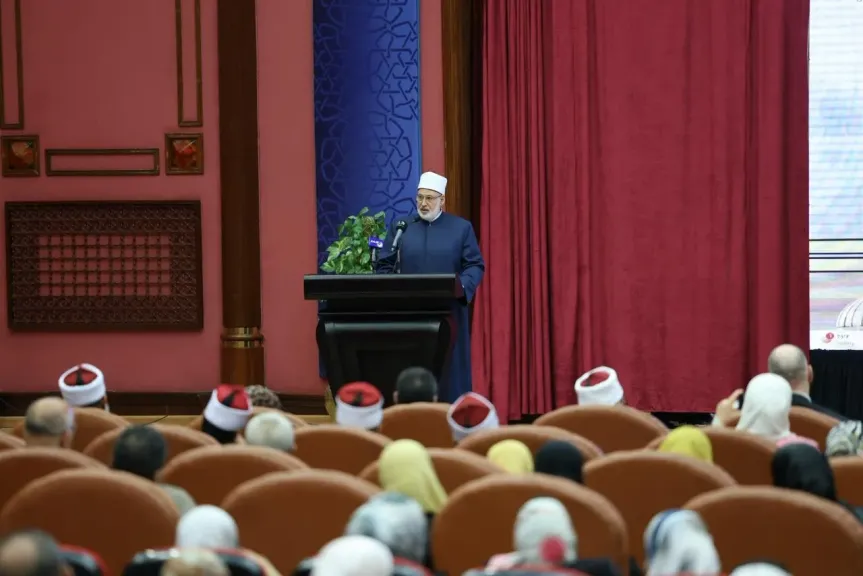 الضويني: إتقان اللغات الأجنبية أداة أساسية للانخراط في المجتمع العلمي