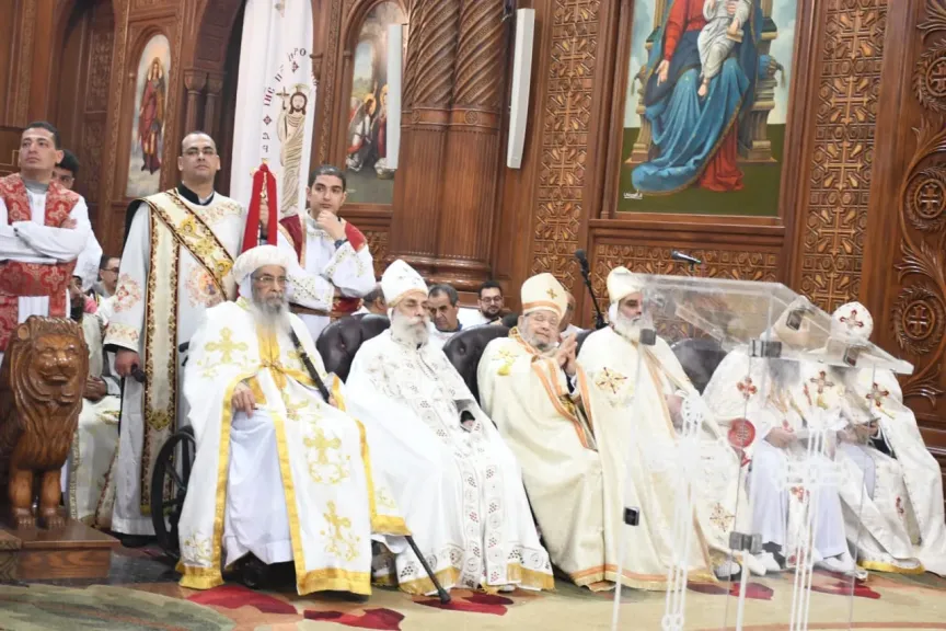 محافظ الفيوم يزور الكنائس لتقديم التهنئة للإخوة الأقباط بعيد القيامة المجيد