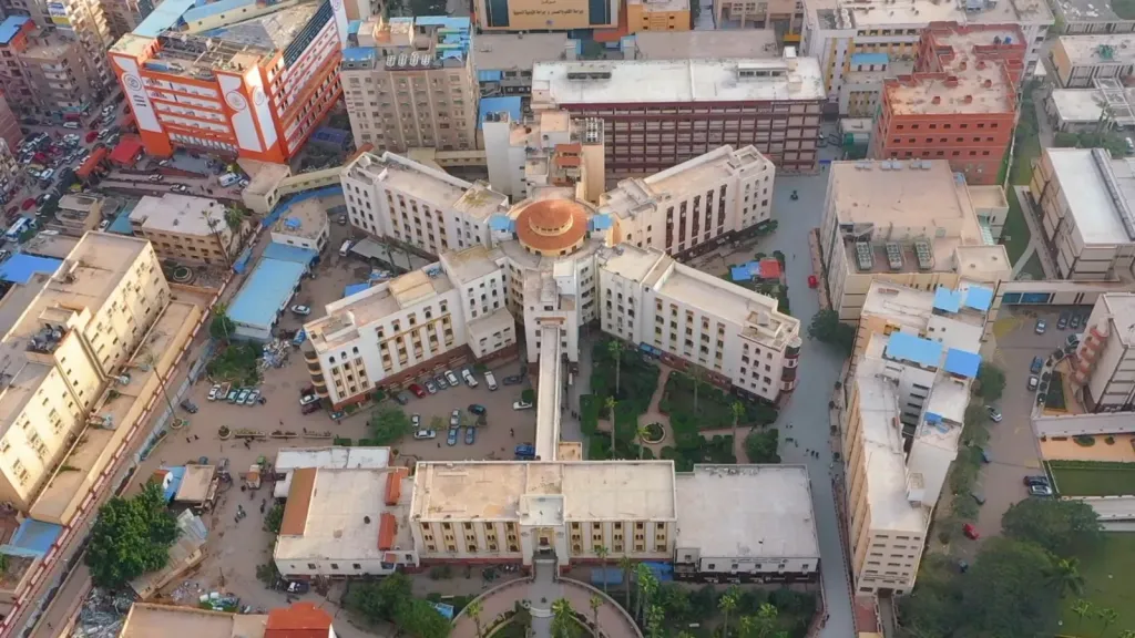 جامعة المنصورة تُعلن رفع درجة الاستعداد القصوى بمستشفياتها خلال إجازة عيد القيامة المجيد وشم النسيم