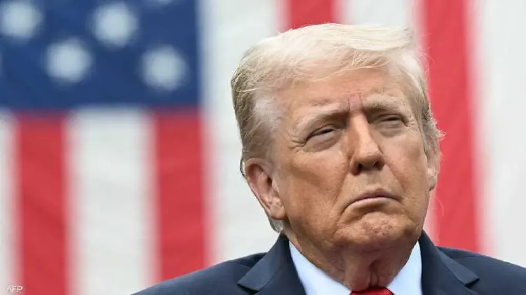 ترامب بعد فشل المفاوضات الأمريكية الإيرانية يلوح بفرض حصار بحري شامل على إيران