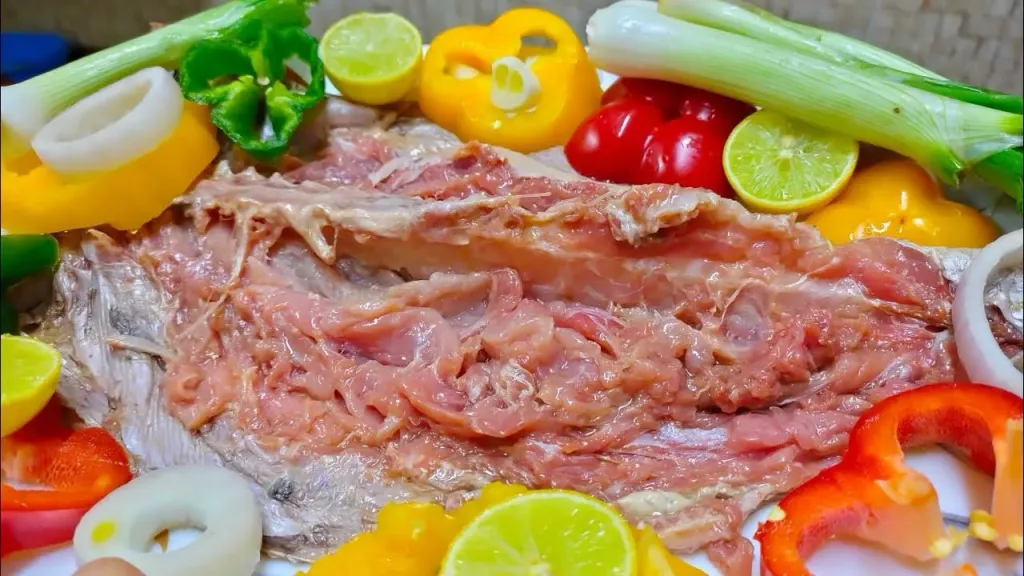 ”الفسيخ يؤدي للوفاة”.. متخصص الطب الشرعي والسموم الإكلينيكية يوضح مخاطر تناول الأسماك المملحة