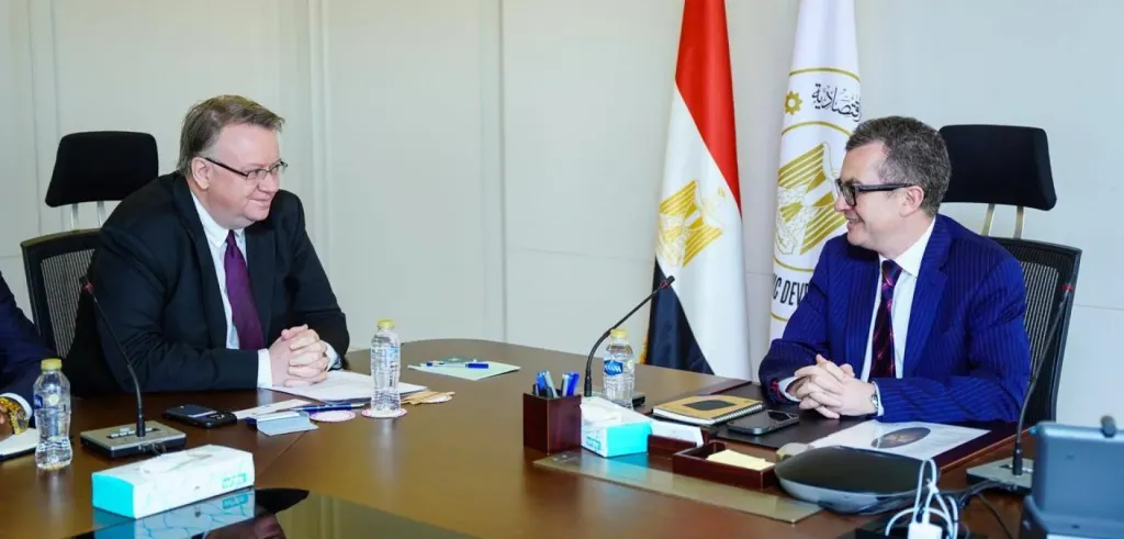 وزير التخطيط يبحث مع مدير مكتب منظمة العمل الدولية بالقاهرة سبل تطوير التعاون