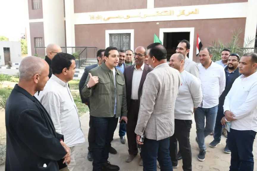 نائب محافظ الفيوم يترأس لجنة متابعة تشغيل مشروعات المرحلة الأولى من مبادرة ”حياة كريمة”