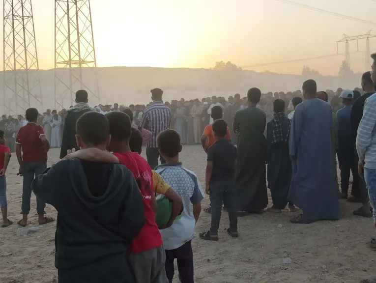 شهيد الغربة .. بعد 16 يومًا من وفـاته.. أهالي ”الكودية” بأسيوط يودعون ”شهـيد الغربة” ضحـية حـادث بالكويت