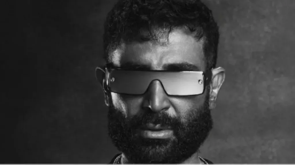 أحمد سعد يبدأ مشروعه الغنائي بسلسلة ألبومات ويختار الحزن عنوانًا للبداية