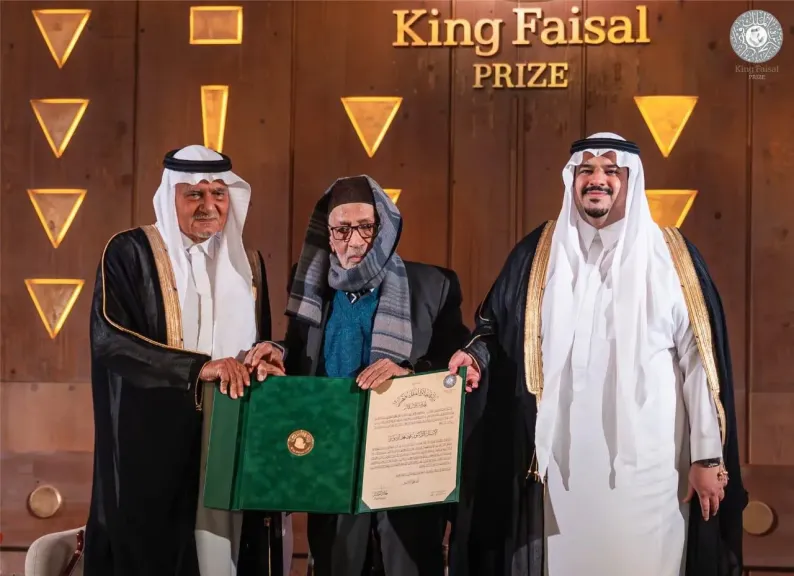 بـ30 كتابًا و300 مجلس علمي...«أبو موسى» يفوز بجائزة الملك فيصل لخدمة الإسلام